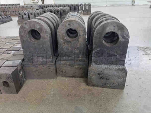 破碎機錘頭廠家為什么要讓寄送錘頭樣品？有什么好處？